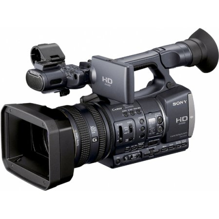 Видеокамера Sony HDR-AX2000E